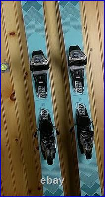 2025 Black Crows Captis Birdie 160.1cm with Marker Griffon Binding 2025 Black Crows Captis Birdie 160.1cm with Marker Griffon Binding