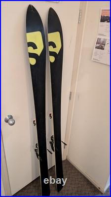 Salomon BBR 8.9 Skis 186 cm withMarker Squire 11 Adjustable Bindings