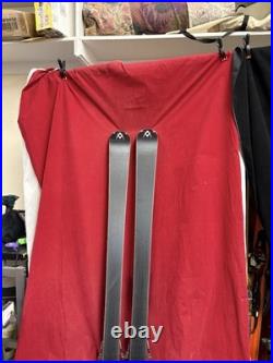 Skis Volkl Unlimited AC30 skis, 177cm. Bindings Marker, Binding Range 263-332
