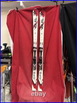 Skis Völkl Unlimited AC 20 all-mountain skis, 170cm. Bindings Marker